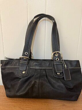 Coach Black Leather Vintage Shoulder Bag Y2K Style
